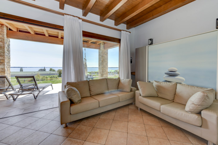 lake garda apartment with 
